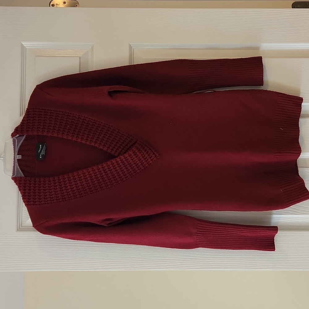 WOMENS SWEATER
